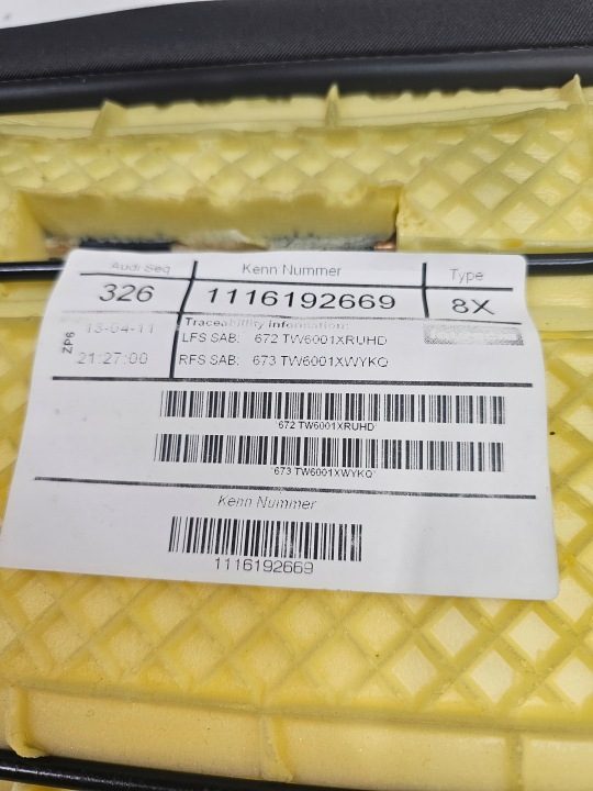 ДИВАН ЗАДНИЙ ТКАНЬ +++ДЕРЖАТЕЛЬ ПОД KUBKI+++AUDI A1 8X 8X0885375, фото 8