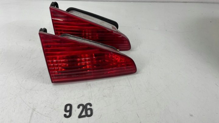 PEUGEOT 607 ФАРА ЛЕВАЯ ЗАДНЯЯ В КРЫШКУ EU, фото 1