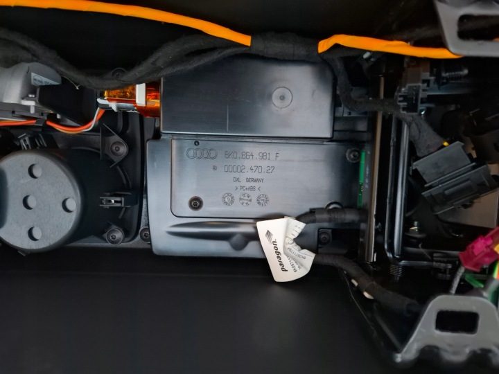 Центральный тоннель 8K0862533C 8K0864981F Audi A4 B8 2007-15 R универсал, фото 6