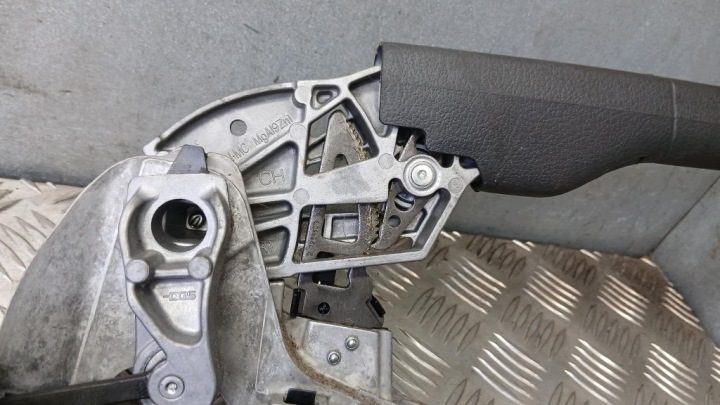 РЫЧАГ РУЧНОГО ТОРМОЗА VW GOLF V 1.6B 03-09R УНИВЕРСАЛ 1K0711303, фото 2