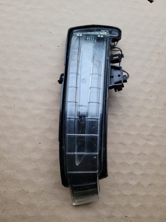 Поворотник зеркала LED левый W176 Mercedes A2129067201, фото 1