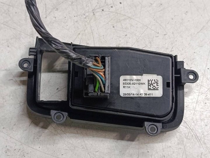 KIA Pro Ceed II 12-18 Панель переключатели OFF подсветка кабины 93305-A2110, фото 2