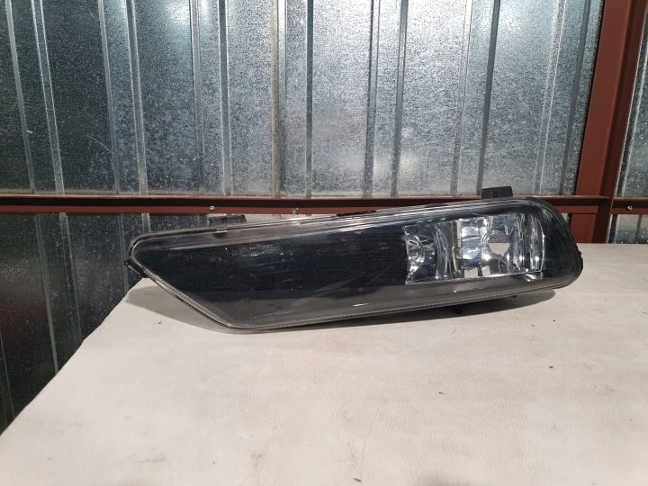 Противотуманная фара передняя левая VW Passat B7, фото 1