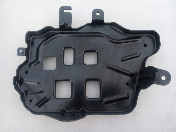 Range Rover Evoque кронштейн Основание K8D2-6K767-AA, фото 1