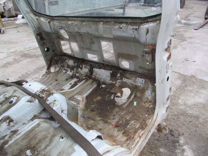 Isuzu N35 N75 NPR NQR Grafter 7-18 кабина Karoserja узкая крыша четверть 11 г., фото 9