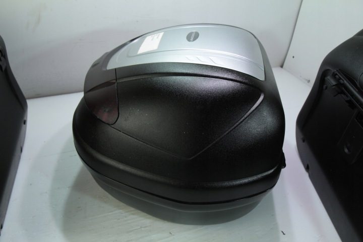 SUZUKI GSF 650 BANDIT 07-08 КОФРЫ БОКОВЫЕ ЦЕНТРАЛЬНЫЕ GIVI, фото 8