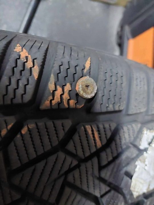 Шина зимняя Uniroyal WinterExpert 215/60R16 99 H сцепление на снегу (3PMSF), усилитель (XL), фото 4