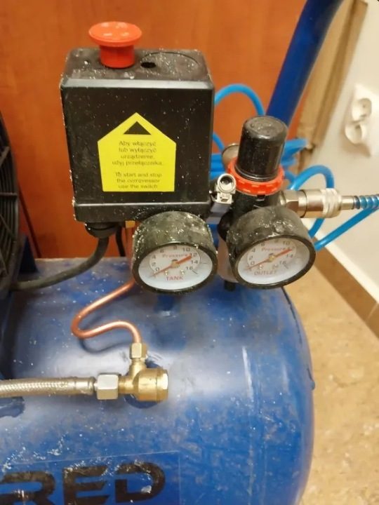 Компрессор безмасляный Tagred TA384 50 l 10 бар, фото 6