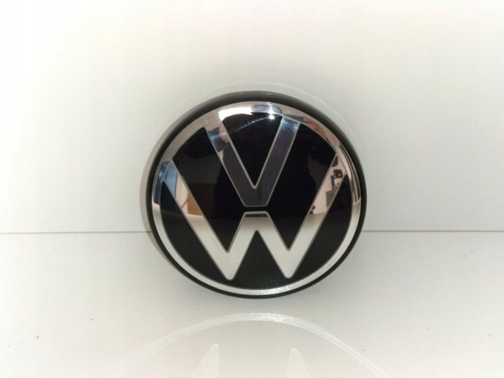 Значок эмблема логотип крышки багажника задний VW TAYRON 24-, фото 1