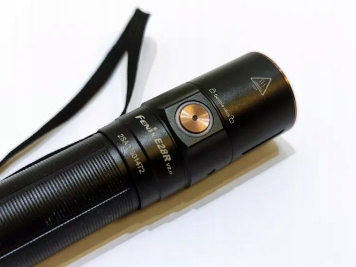 Фонарик светодиодный FENIX E28R V2.0 Luminus SST40 LED 1700 lm USB-C 7 режимов, фото 4