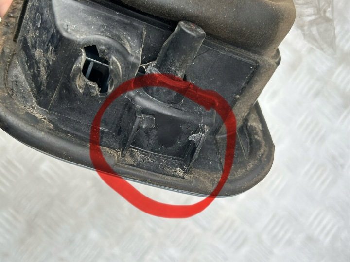 Лючок горловины бензобака 9452 1Z9010698H, 1Z9809857 Skoda Octavia II рестайлинг, фото 7