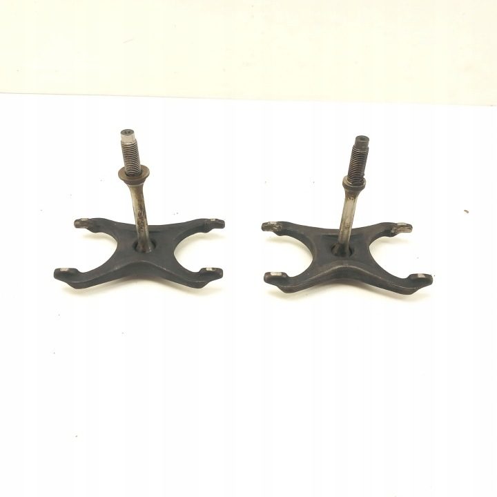 2004 Mazda MPV Крепление форсунки, фото 3