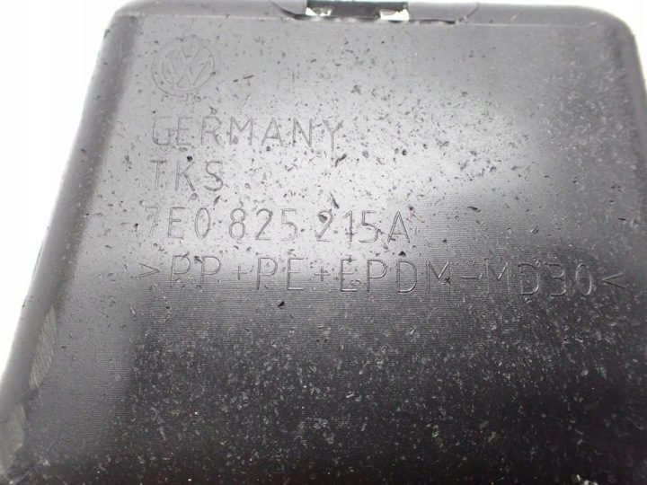 ЗАЩИТА ДНИЩА ПРАВАЯ ЗАДНЯЯ ОРИГИНАЛ 7E0825215A VW T6 MULTIVAN 16 г., фото 3