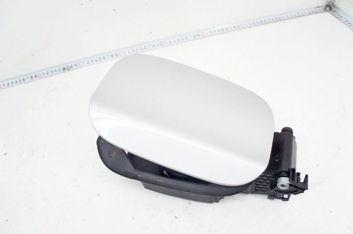 VU295 Mercedes CLA C117 W117 Лючок Горловины бензобака A1176304100 Polar Silver, фото 3
