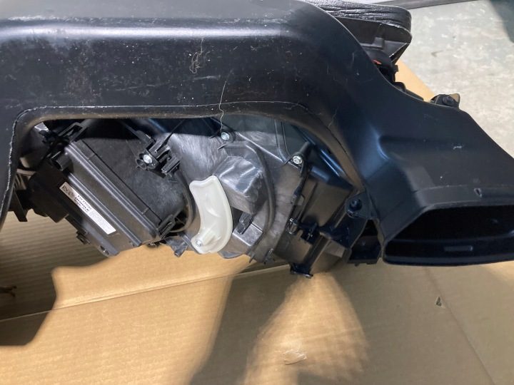 ОТОПИТЕЛЬ AUDI A4 B9 8W1182001AJ, фото 3