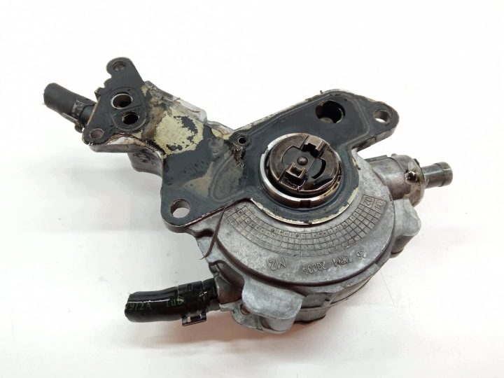 Насос вакуумный 038145209E LUK 1.9 TDI VW Volkswagen Passat V (1996-2005) B5, фото 3