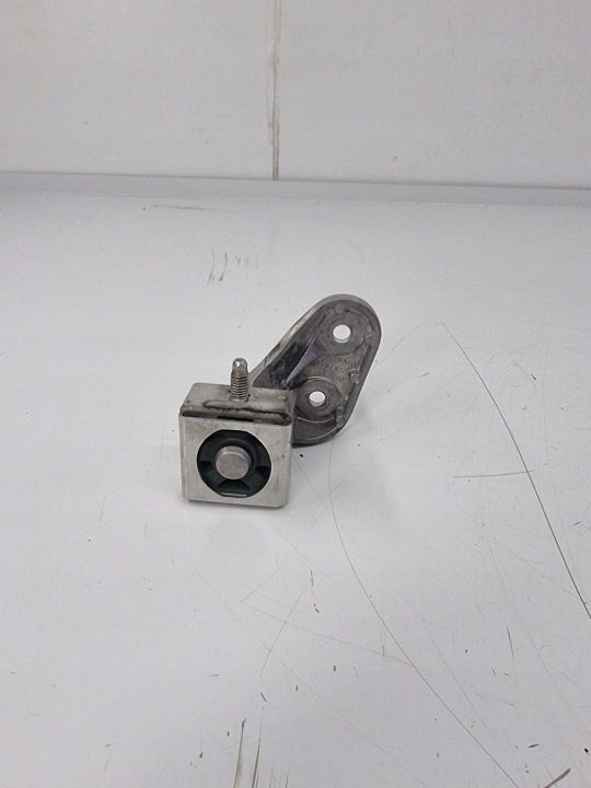 Подвес глушителя BMW X7 G07 8683822, фото 2
