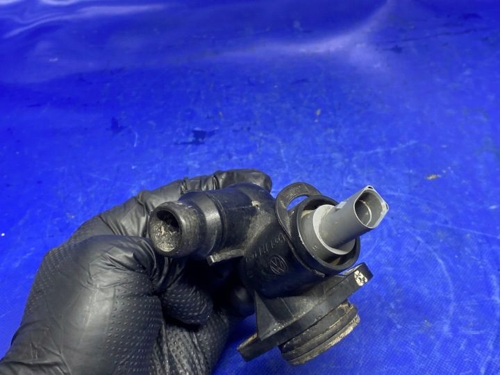 ПАТРУБОК ОХЛАЖДЕНИЯ AUDI A4 B7 SEAT SKODA VW 2.0 TFSI 06D121133A, фото 7