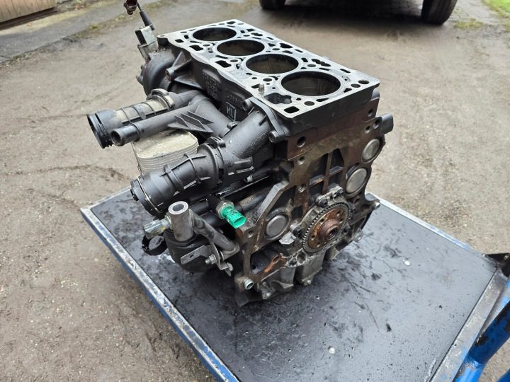 Двигатель без навесного головка блока 2.0 TDI DCY VW Audi A3 8V Seat Skoda вал, фото 5