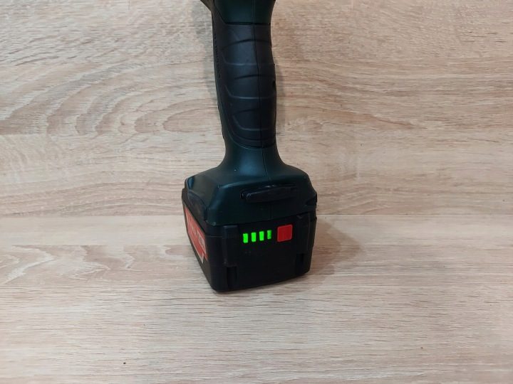 Фонарик Metabo ULA 14.4-18V LED 600368000 280lm головка блока вращения Body, фото 7