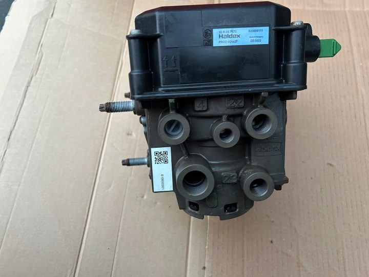 Клапан МОДУЛЯТОР EBS ПОЛУПРИЦЕПА HALDEX 823008111 950823008, фото 4