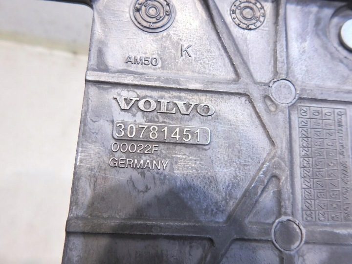 КРОНШТЕЙН ТОННЕЛЯ VOLVO V70 III 30781451, фото 6