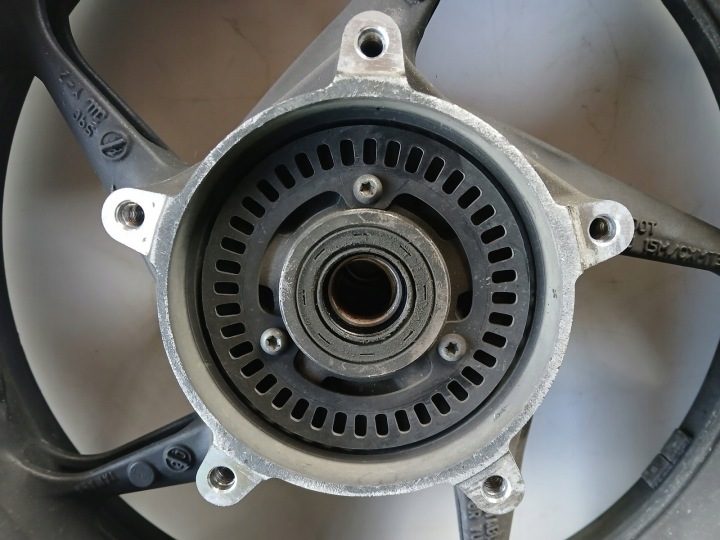 Колесо диск шина Передняя Yamaha T-Max TMAX 560 120/70/15, фото 8