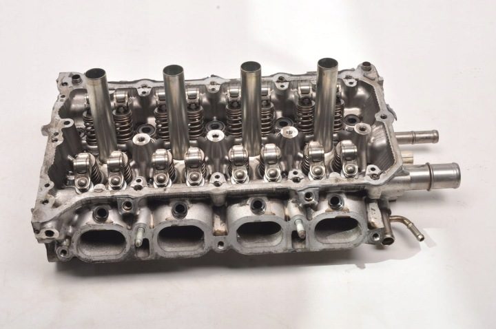 AURIS E15 E18 AVENSIS T27 COROLLA 1.6 16V 132 л.с. VALVEMATIC ГОЛОВКА БЛОКА 1ZR-FAE, фото 1