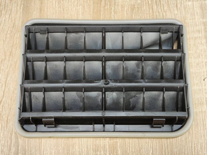 ОРИГИНАЛЬНАЯ РЕШЕТКА ВЕНТИЛЯЦИОННАЯ ЗАДНЯЯ BMW G16 G26 G05 G30 G11 G01 9176945 34 л.с., фото 2