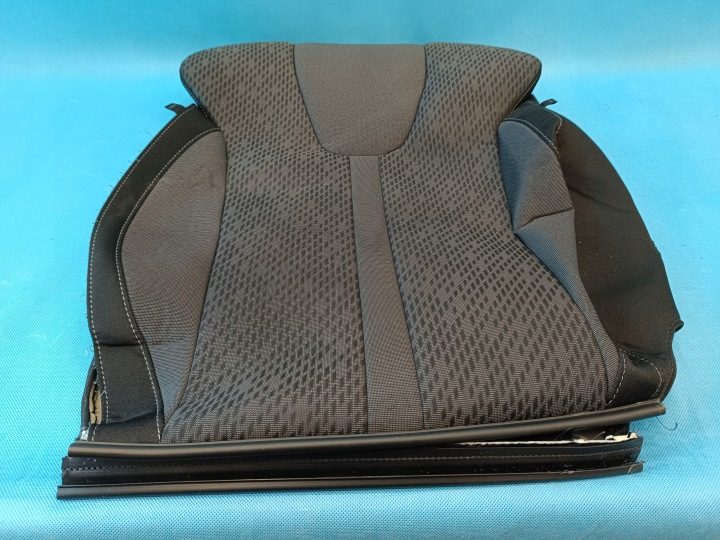 SKODA OCTAVIA IV 1,5 TSI 2023 г. ОБИВКА СПИНКИ ВОДИТЕЛЯ 5E3881805JJ VLA, фото 2