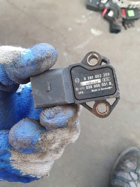 Датчик MAP датчик давления VW AUDI SEAT SKODA 0281002399 038906051B, фото 1