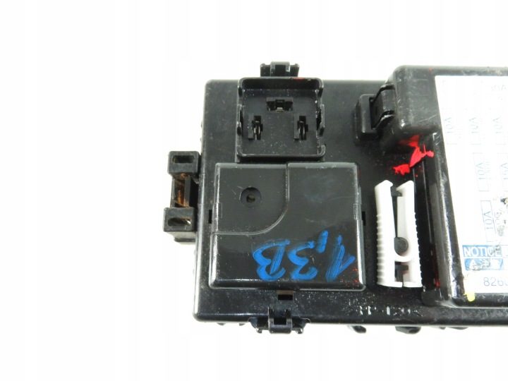 Блок предохранителей Daihatsu Terios 82600-87411, фото 6