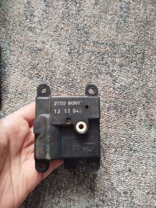Моторчик заслонок обдува Nissan Qashqai 277328H300, фото 3