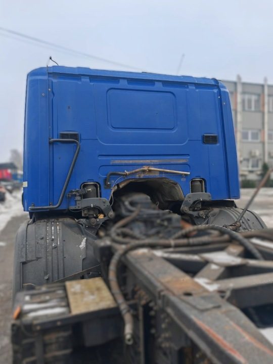 В СБОРЕ ДНЕВНАЯ КАБИНА + ДЕФЛЕКТОРЫ + КАПОТ SCANIA P410, фото 5