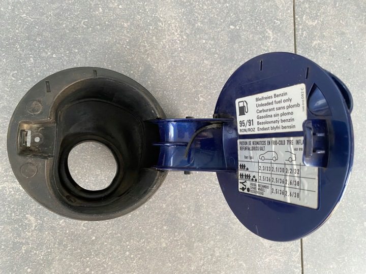 ЛЮЧОК ГОРЛОВИНЫ БЕНЗОБАКА SEAT IBIZA 6L - 6L6809905G 6L0010311G 1H0010092C, фото 2