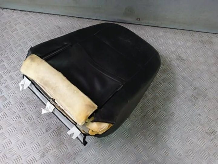 Обшивка левая водителя сиденья спинка VW Passat CC, фото 2