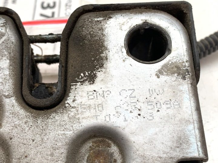 ЗАМОК КАПОТА ПЕРЕДНИЙ VW TIGUAN ВНЕДОРОЖНИК 5N0823509A 07-18, фото 3