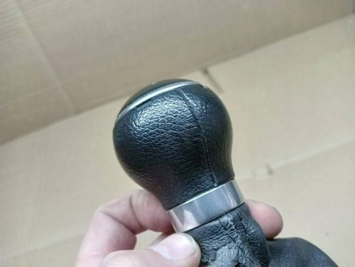РУЧКА ЧЕХОЛ ПЕРЕКЛЮЧЕНИЯ ПЕРЕДАЧ VW GOLF PLUS 5M0711113, фото 6