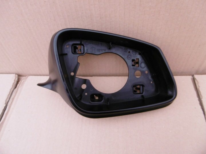Корпус рамка зеркала правого BMW f10 f11 2009-2013 7216368, фото 1