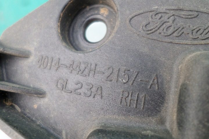 FORD F150 НАПРАВЛЯЮЩАЯ ФАРЫ ПРАВОГО КРОНШТЕЙН, фото 2