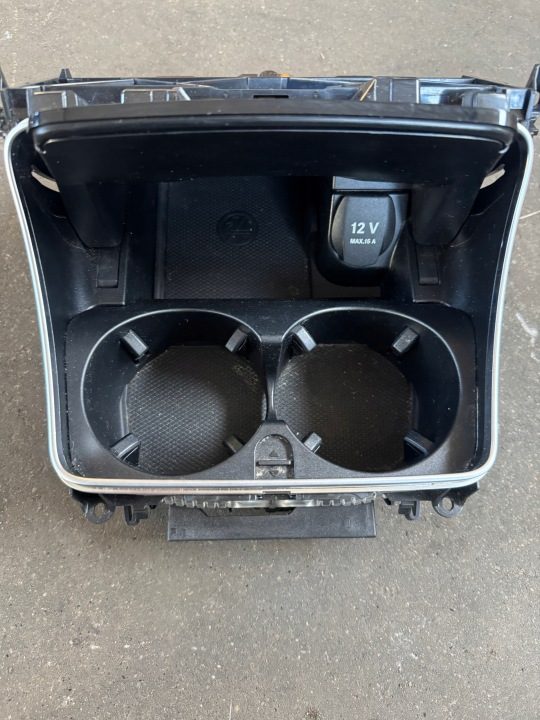 ПЕПЕЛЬНИЦА БАРДАЧОК MERCEDES C W205 2056801005, фото 2