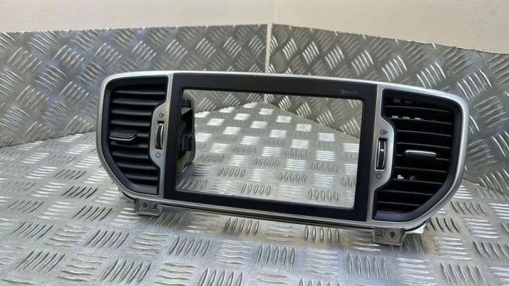 Воздухозаборник консоли KIA SPORTAGE (JE_, KM_) 97420F1000 2.0L дизель 103 кВт, фото 1