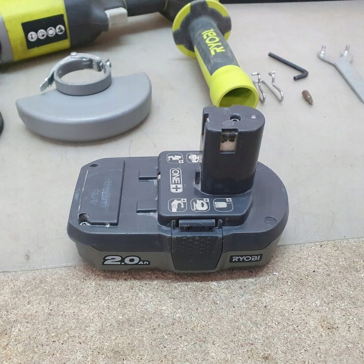 Комплект инструментов Ryobi дрель-шуруповерт и шлифмашина 2 шт., фото 10