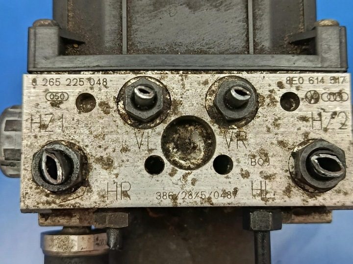 AUDI A4 B6 НАСОС ABS 8E0614517 BOSCH 0265225048, фото 4