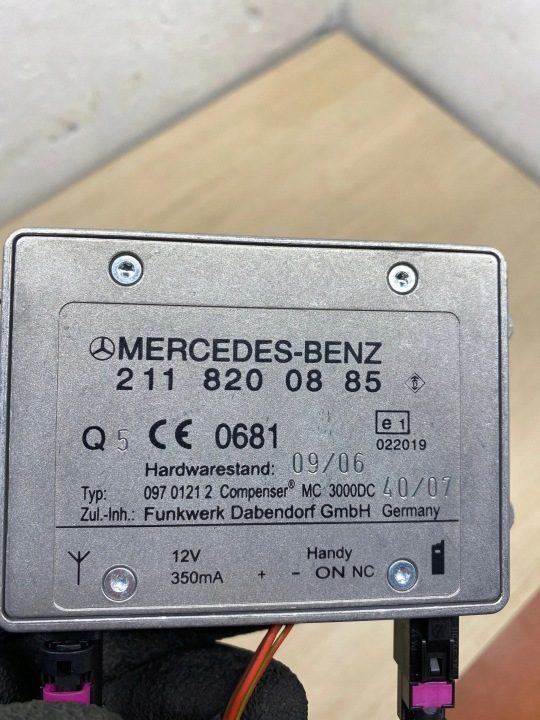 Усилитель антенный Mercedes-Benz CLS AMG C219 4966cm3 2004 2118200885, фото 3