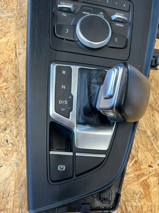 ПАНЕЛЬ ДЕКОР ЗАЩИТА ТОННЕЛЯ MMI AUTOHOLD ПОДСТАКАННИК A5 8W A4 B9, фото 3