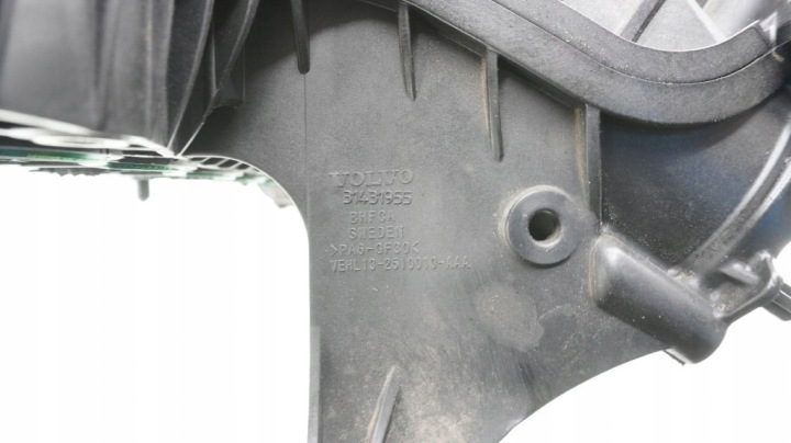 VOLVO V40 II 2.0 D2 ВПУСКНОЙ КОЛЛЕКТОР 31431955, фото 3