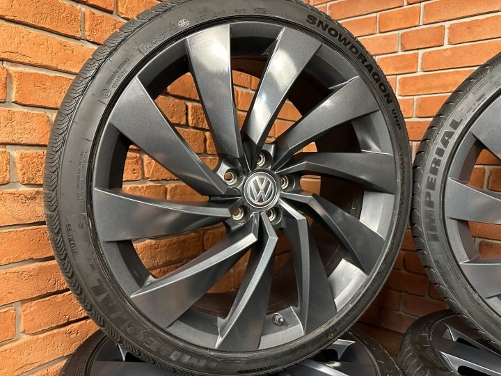 Колеса Диски 20 5x112 Volkswagen Arteon Оригинал Шины 2025 8 мм, фото 2
