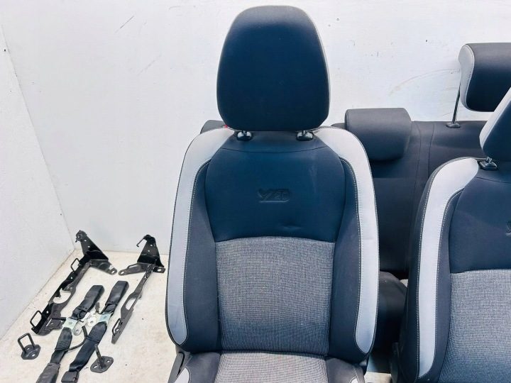 YARIS III РЕСТАЙЛИНГ БЕНЗИН D4D КОМПЛЕКТ СИДЕНИЙ GRZANYCH ДИВАН КРЕПЛЕНИЯ Y20, фото 5