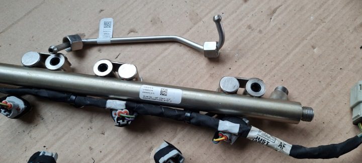 MUSTANG VI РЕСТАЙЛИНГ GT МОЛДИНГ ТОПЛИВА ТОПЛИВНЫЙ МОЛДИНГА 2X 5.0 V8, фото 4